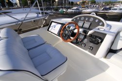 Open SUNSEEKER 68 Predator Open SUNSEEKER 68 Predator