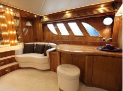 Flybridge SUNSEEKER 90 Yacht