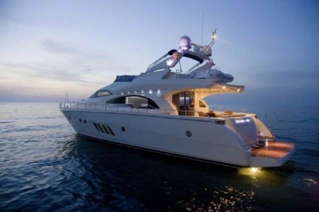 Flybridge VZ 68