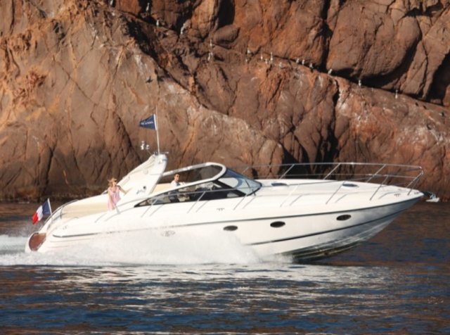 Open PRINCESS V53