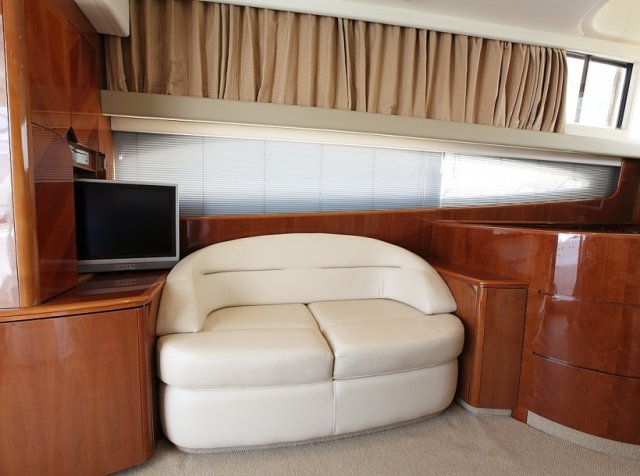 Flybridge PRINCESS 21M