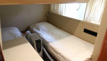 FERRETTI 480
