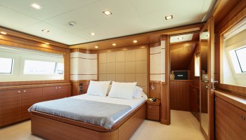 Ferretti Custom Line Navetta