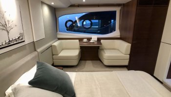 PRINCESS 62