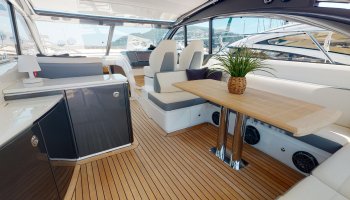 PRINCESS V48