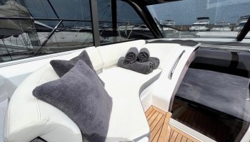 PRINCESS V48
