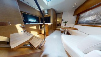 PRINCESS V48