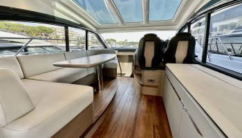 PRINCESS V50 Deck Saloon