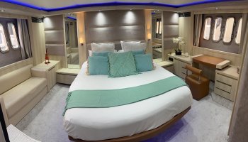 PRINCESS V70