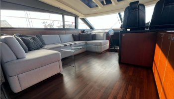 PRINCESS V62-S