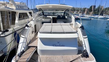 PRINCESS V42