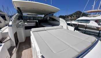 PRINCESS V42