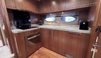 PRINCESS V70