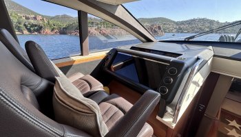 PRINCESS V70