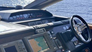 PRINCESS V70