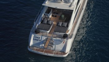 PRINCESS V70