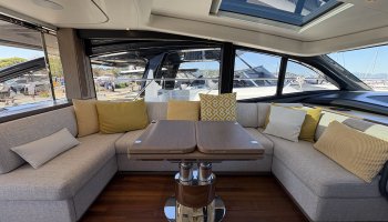 PRINCESS V55