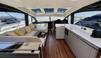 PRINCESS V55