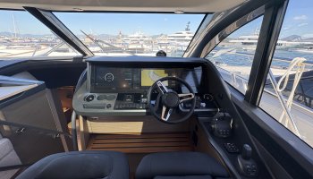PRINCESS V55