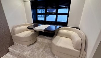 Azimut  S6