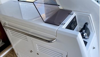 SUNSEEKER Predator 57