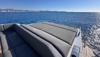 AZIMUT  S6