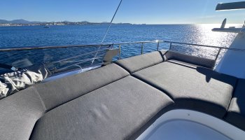 AZIMUT  S6