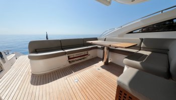 PRINCESS V62