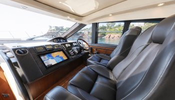 PRINCESS V62