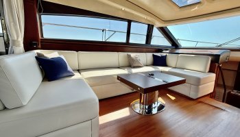 PRINCESS V62