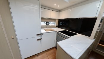 PRINCESS V58