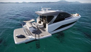 PRINCESS C48 Deck Saloon