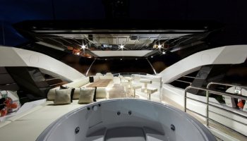 SUNSEEKER 28 Metre Yacht