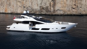 SUNSEEKER 28 Metre Yacht