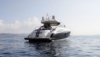 PRINCESS V62-S