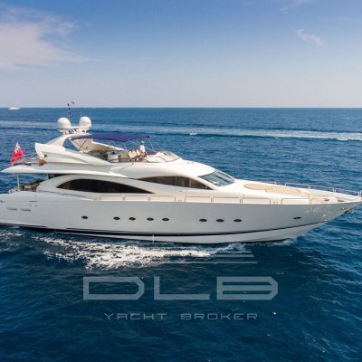 SUNSEEKER 90 Yacht
