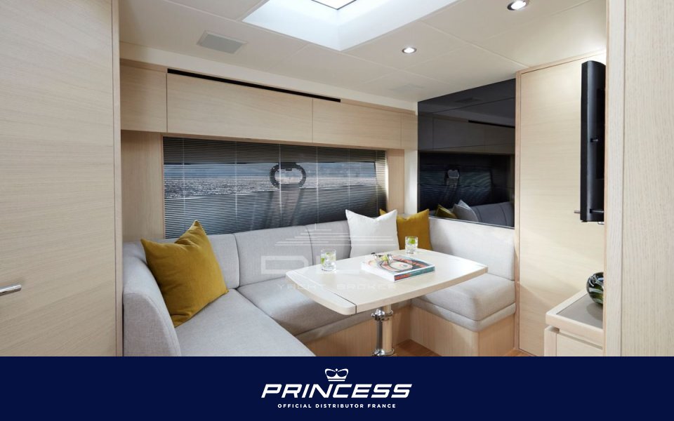 PRINCESS V40 