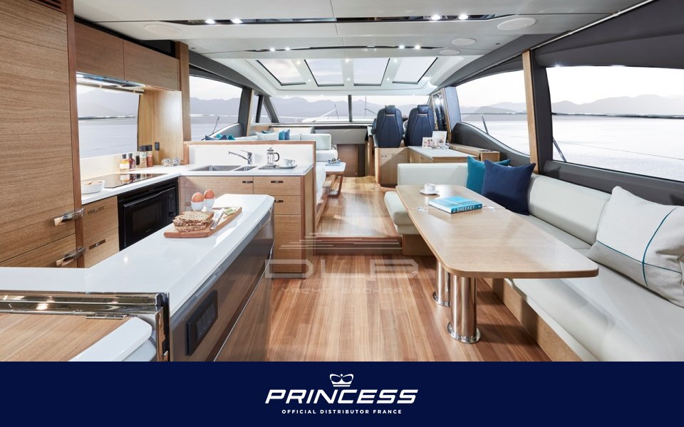 PRINCESS V65 