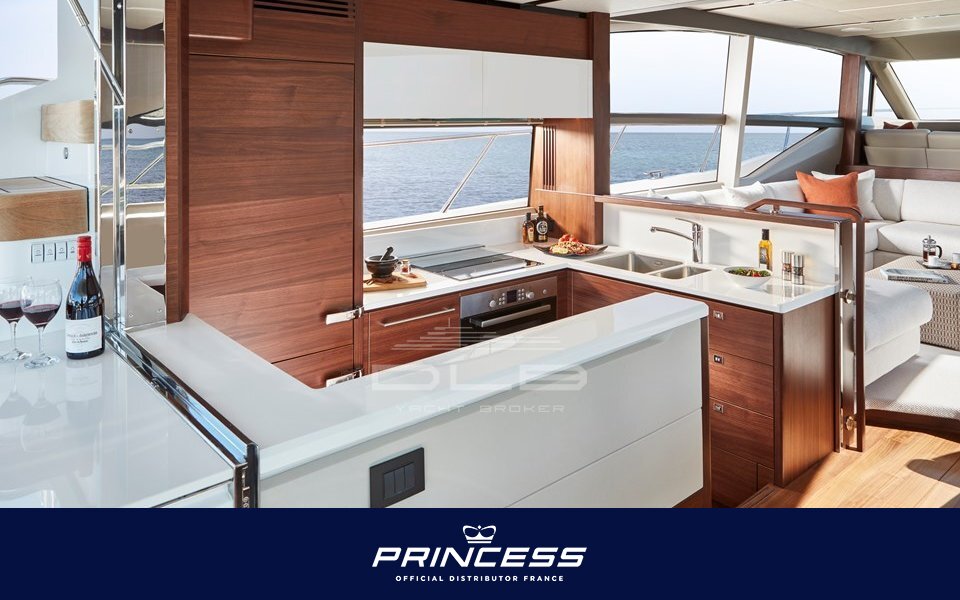 PRINCESS F70