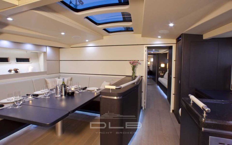 Carbon Ocean Yachts 82