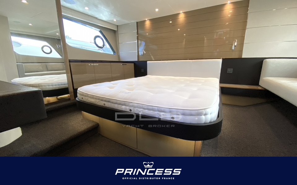 PRINCESS V57
