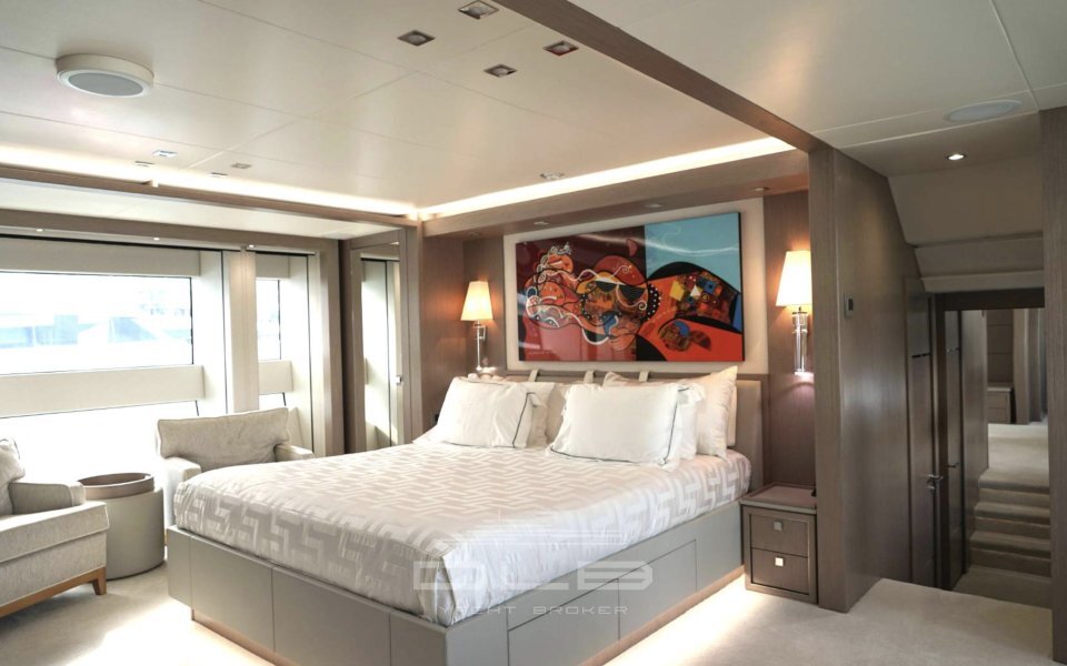 SUNSEEKER 116