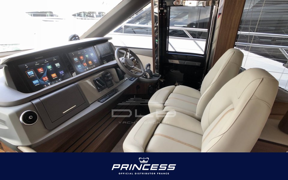 PRINCESS 62