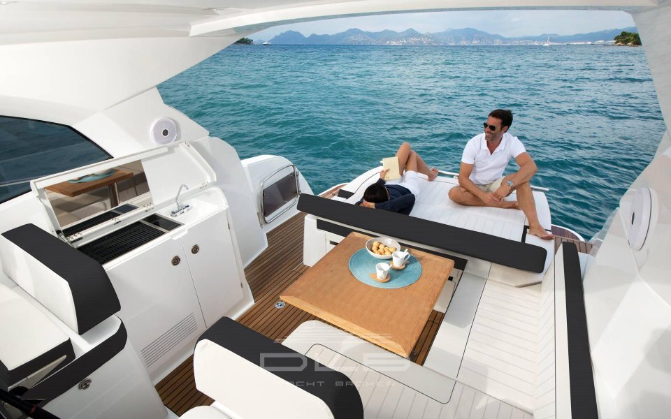 JEANNEAU LEADER 36