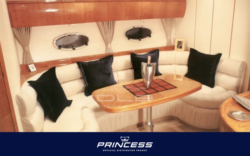 PRINCESS V42