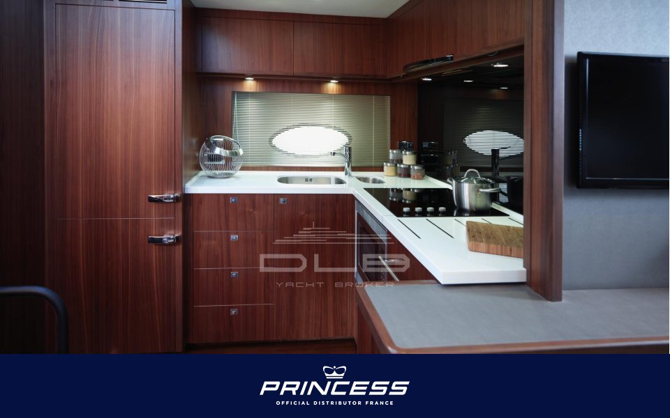 PRINCESS V62 S