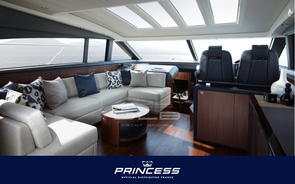 PRINCESS V62-S