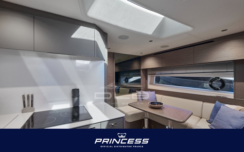 PRINCESS V50