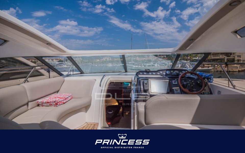 PRINCESS V48