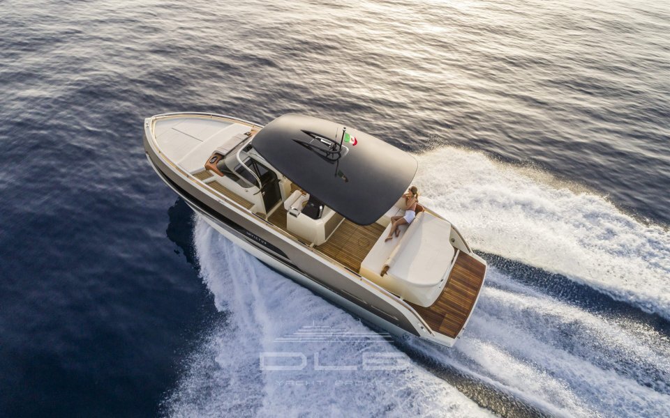 INVICTUS GT 320